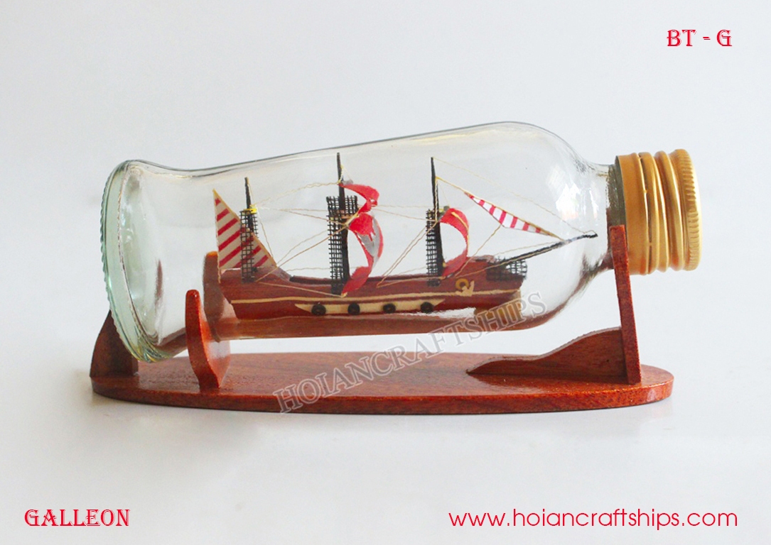 Galleon Ship in Small Bottle (Red)