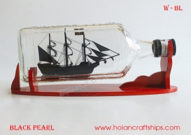 Black Pearl ship in Wallstreet Bottle