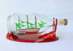 Cutty Sark ship in Hennessy bottle (green)