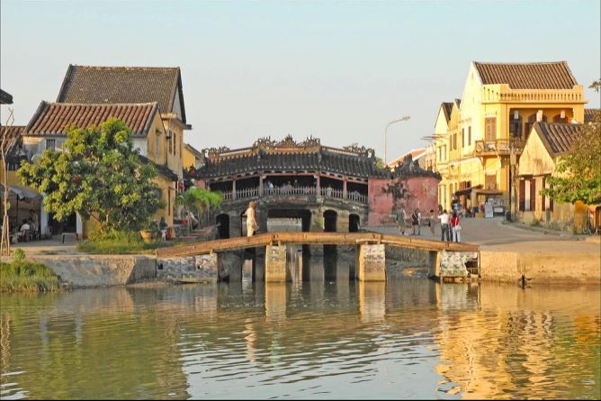 Hoi Ans 10 Best Local Restaurants and Cultural Cafés